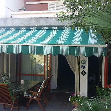 Casa Mariachiara * Baia Domizia